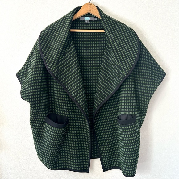 Anthropologie Eva Franco Green Black Knit Cocoon Cape Cardigan Cozy Roomy XS/S - Picture 3 of 8